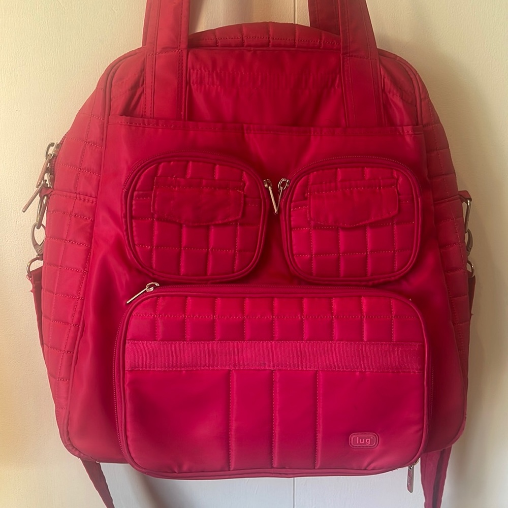 Lug jumper bag